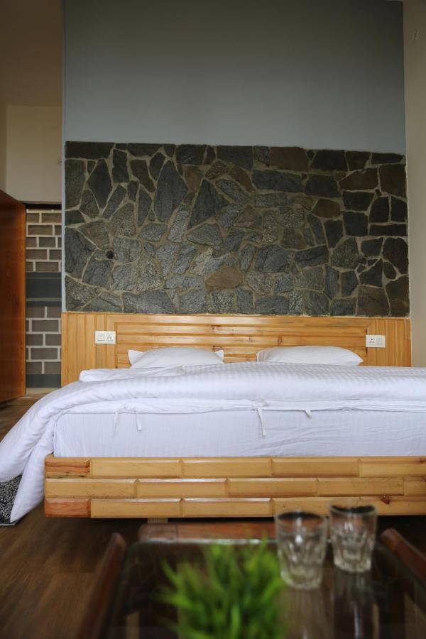 The Buransh Inn Almora Buitenkant foto