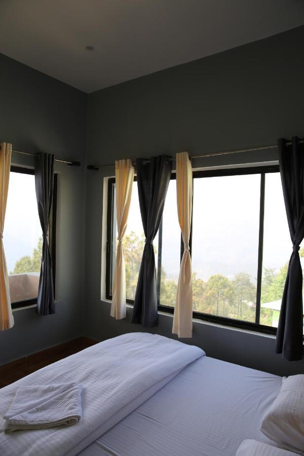 The Buransh Inn Almora Buitenkant foto
