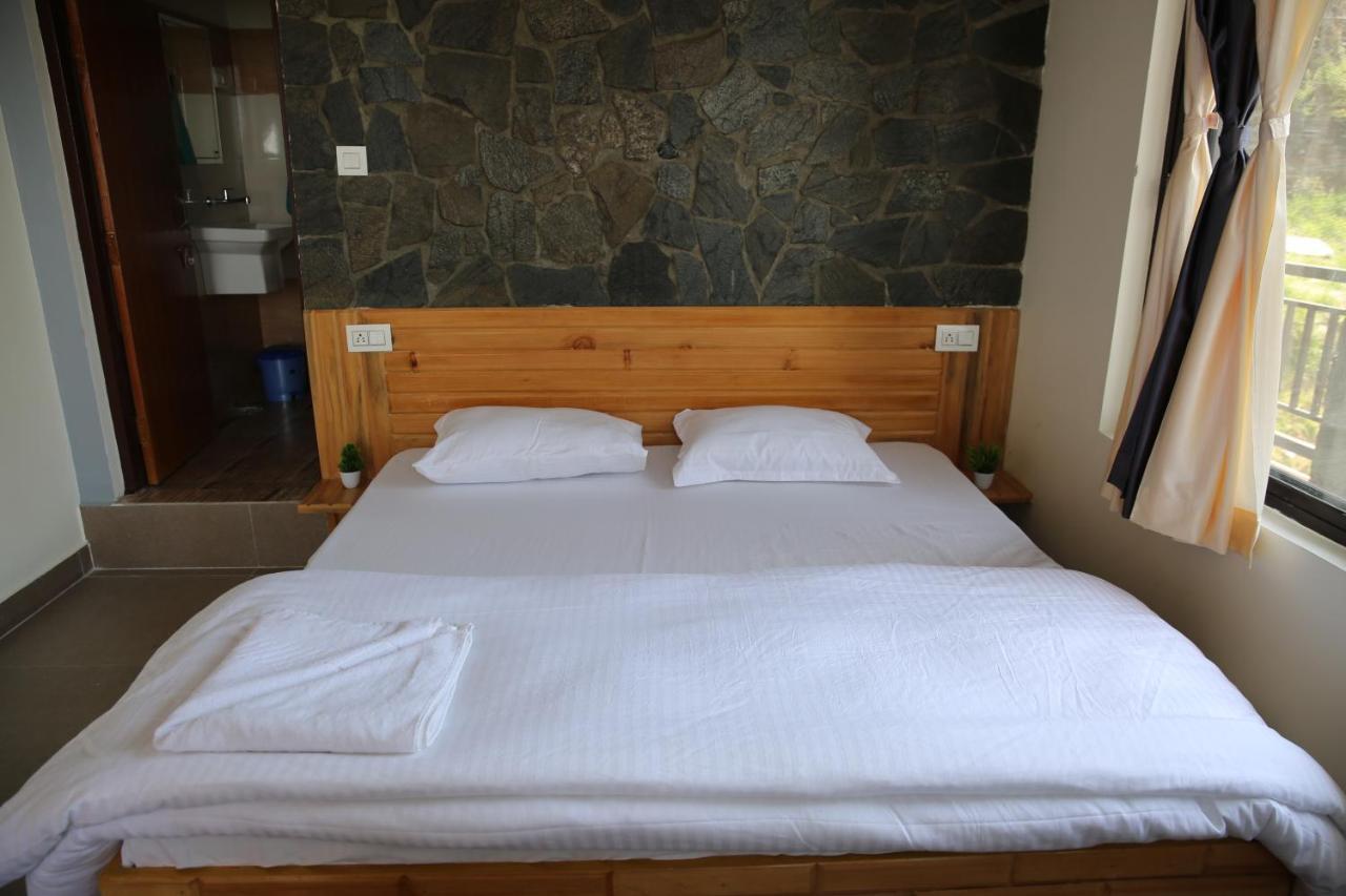 The Buransh Inn Almora Buitenkant foto