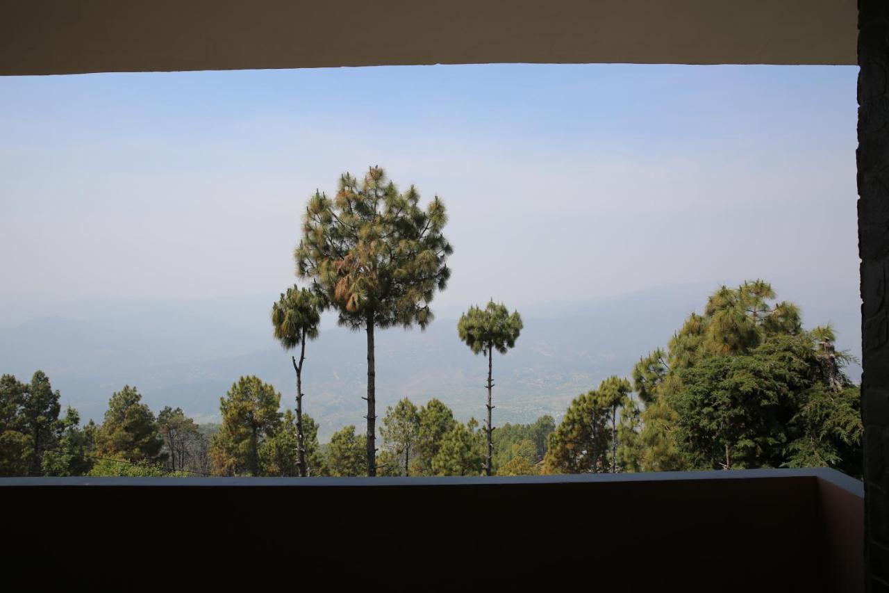 The Buransh Inn Almora Buitenkant foto