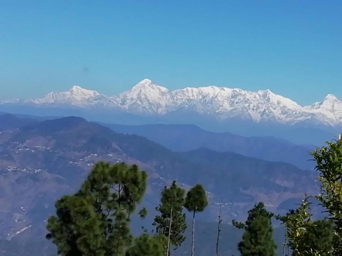 The Buransh Inn Almora Buitenkant foto